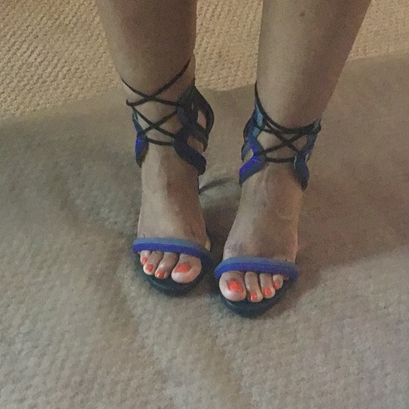 Jessica Simpson High Heel Zip Back - Picture 5 of 6